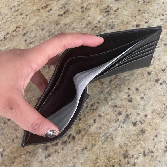 New Mens 🧔🏽 wallet taxi - Picture 4 of 5